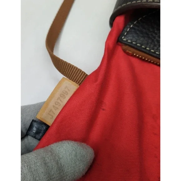 Dooney & Bourke Lexington Black Pebbled Leather Double Handle Zipper Tote Bag - Picture 12 of 16